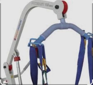 Grúa de traslado POWERLIFT 150 kg con arnés inclui