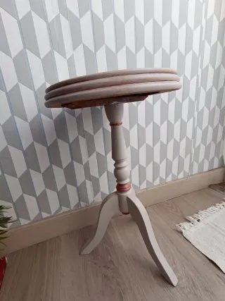 Mesita velador estilo Shabby Chic 48*27