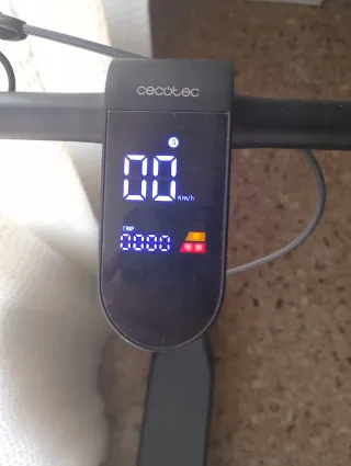 Patinete Eléctrico Cecotec Bongo