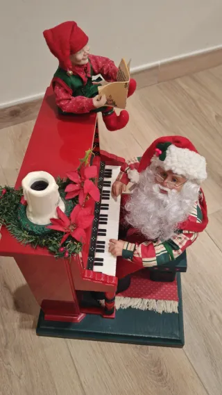 1993 vintage Babbo Natale Holiday Creations Piano