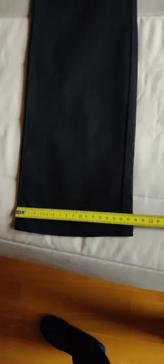 Pantalón Levis vaquero color negro talla 28 foto