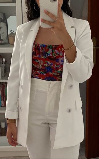 Blazer Stradivarius blanca