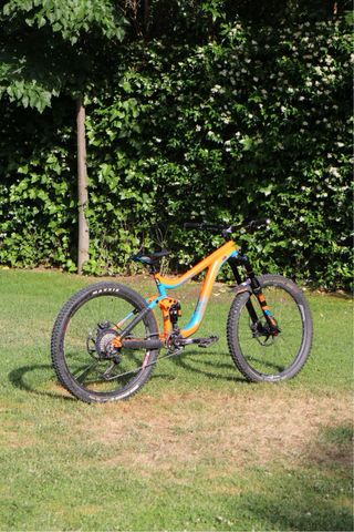 Bici Enduro Giant Reign Talla M