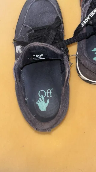 Off-White Sneakers Scarpe Basse