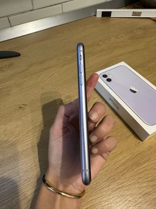 iPhone 11 Viola