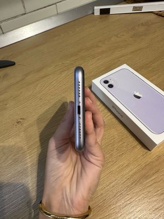 iPhone 11 Viola