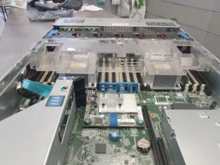 Servidor HP ProLiant ML380 Gen10 con DISCOS SSD NU