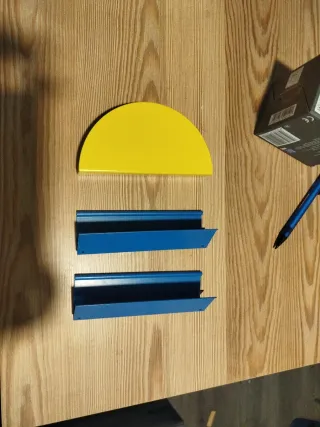 Tiradores Ikea Begripa Azul y Amarillo