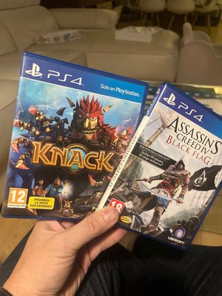 PS4 Negra 500 GB en Caja Original + 7 Juegos