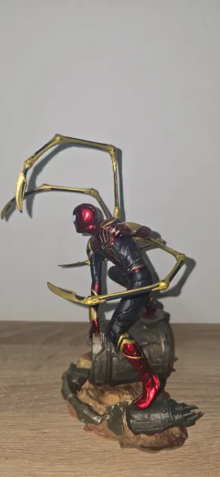Figura Spiderman Marvel Iron Spider