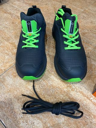 Zapatos de seguridad Sparco T.43. Nuevo