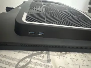 Monitor Predator Negro