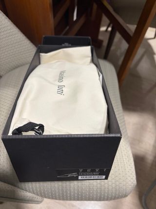 Zapatos Massimo Dutti con etiqueta