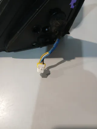 Retrovisor Derecho Mitsubishi Montero K90