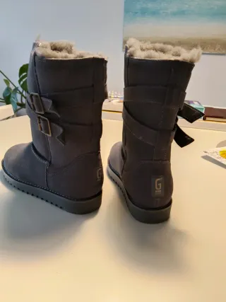 Botas grises Gooce talla 38