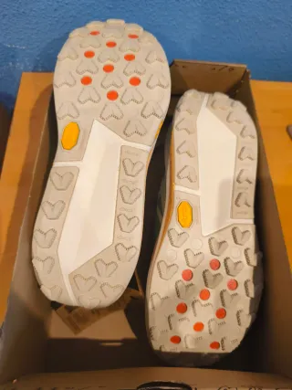 Nike ZoomX Zegama Trail 2 Talla 44.5 Unisex