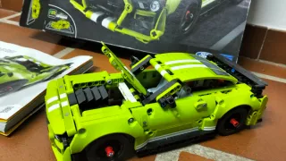 Lego Technic Ford Mustang Shelby GT500