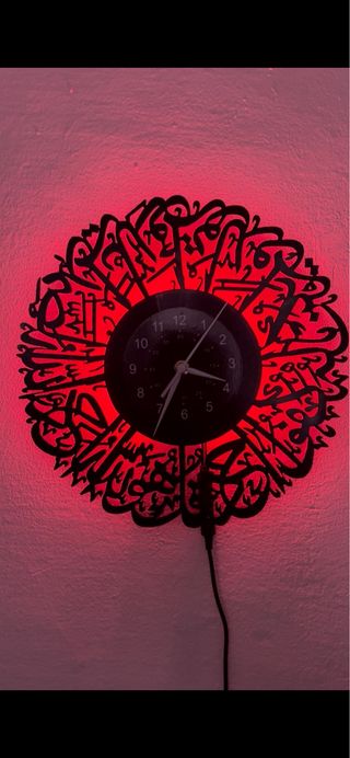 Reloj de pared LED islámico Ayat AlKursi con mando