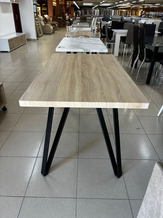 Mesa comedor mármol y metal