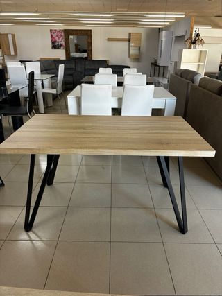 Mesa comedor mármol y metal