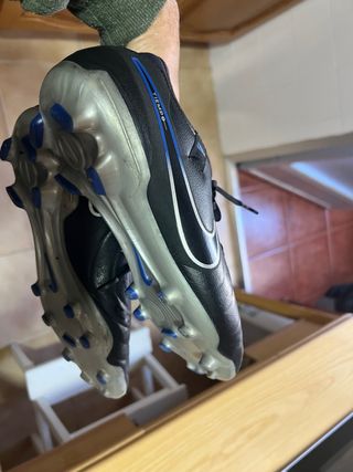 Lote Botas Fútbol Kappa y Nike
