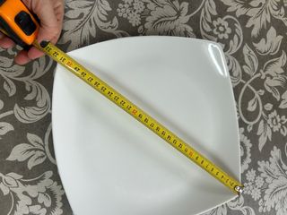 12 platos llanos de porcelana marca Mechas