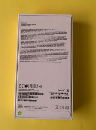 iPhone 13 256GB Rojo