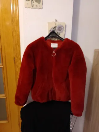 Chaqueta pelo roja Talla XS