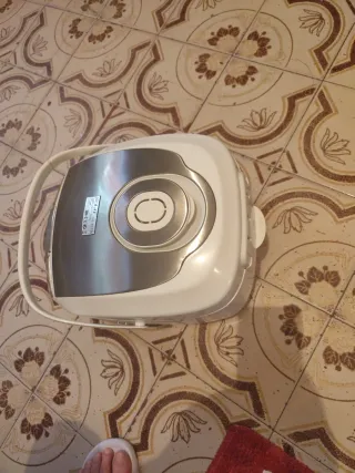 Olla Arrocera Eléctrica Blanca en Sevilla