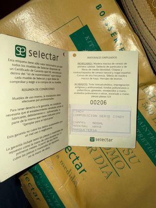 Mueble de Salón Castellano Madera y Cristal