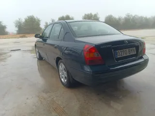 Hyundai Elantra 2002