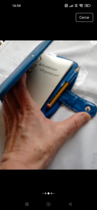 Cartera con libreta y tarjetero