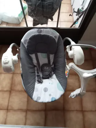 Hamaca eléctrica bebé con música