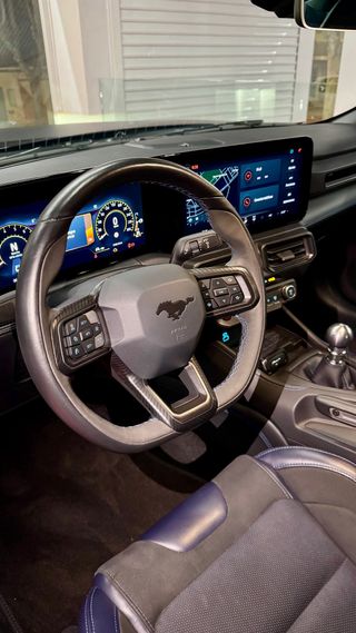 Ford Mustang Dark Horse