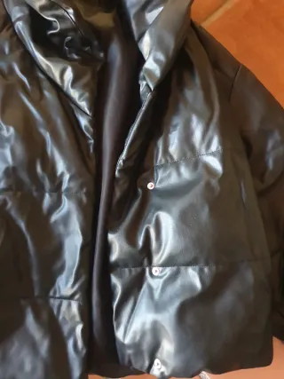 Abrigo Zara Negro Corto Puffer