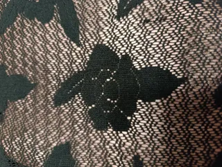 Falda fiesta encaje negro y beige Talla 40