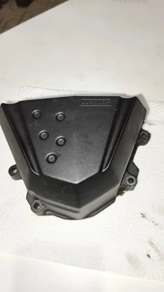 Tapa piñón Kawasaki Z800