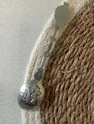 Cuchara de colección Brujas