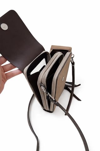 Bolso bandolera beige y marrón