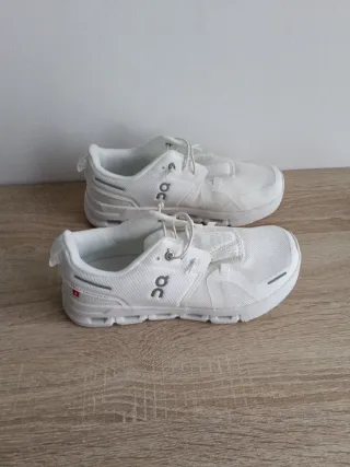 Deportivas ON Cloud X Blancas Infantil