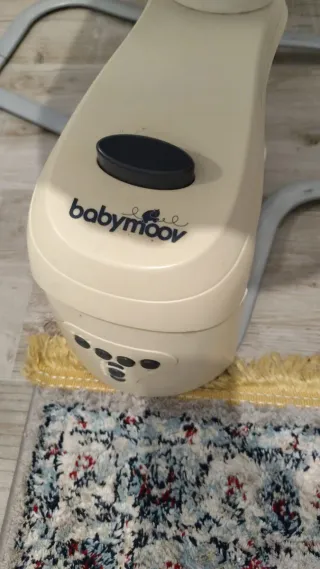 Columpio eléctrico bebé buen estado