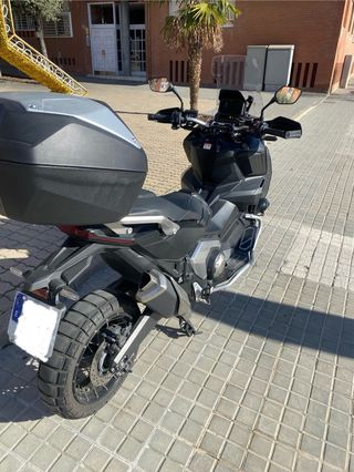 Urge venta!! X-ADV 750 llena de extras