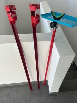 2 Piquetas Soporte Cañas + bandeja para cebo