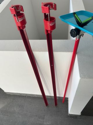 2 Piquetas Soporte Cañas + bandeja para cebo