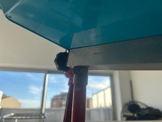 2 Piquetas Soporte Cañas + bandeja para cebo