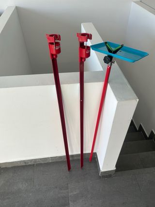 2 Piquetas Soporte Cañas + bandeja para cebo