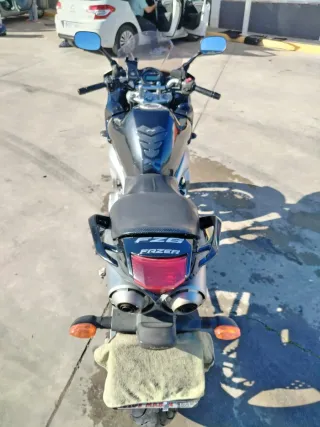 Yamaha Fazer FZ6 S2 Negra