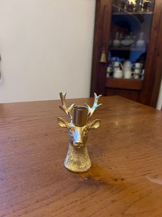 Portacandele a forma di cervo dorato