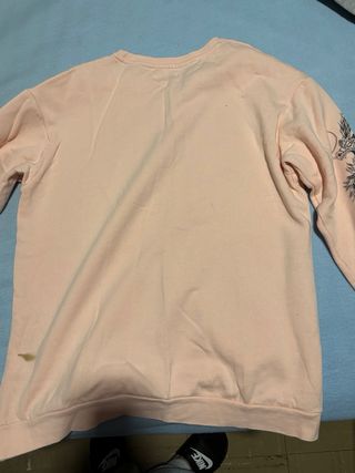 Camiseta rosa manga larga estampado chino