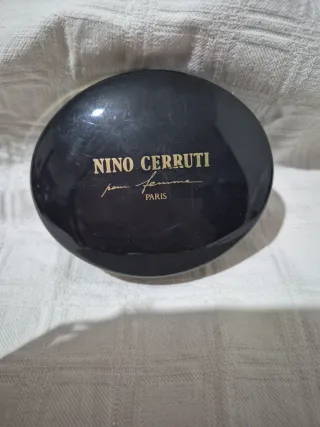 Sapone Nino Cerruti pour femme nero oro